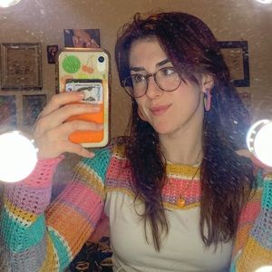 Meet your Posher, Lauren